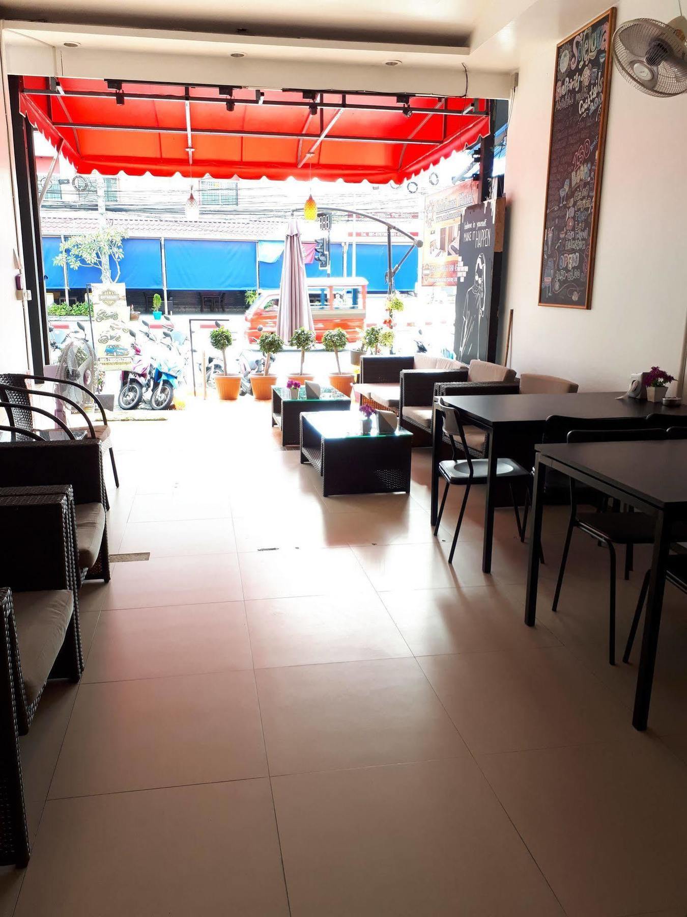 Soleluna Hotel Patong Exterior photo